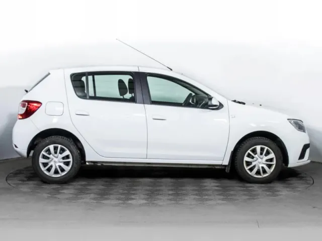 Renault Sandero, II Рестайлинг — фото 4