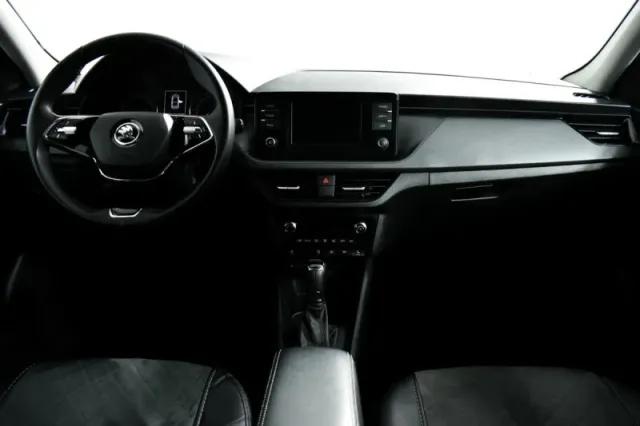 Skoda Rapid, II — фото 12