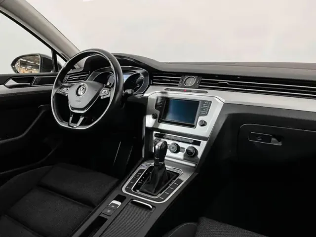 Volkswagen Passat, B8 — фото 10