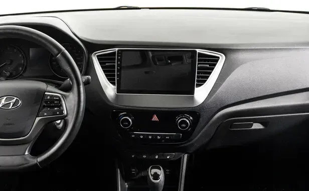 Hyundai Solaris, II — фото 17