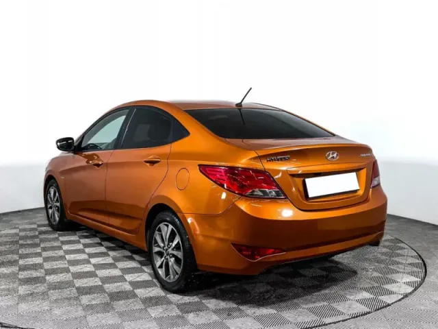 Hyundai Solaris, I Рестайлинг — фото 7