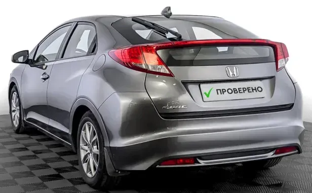 Honda Civic, IX — фото 4