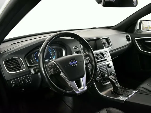 Volvo S60, II Рестайлинг — фото 5