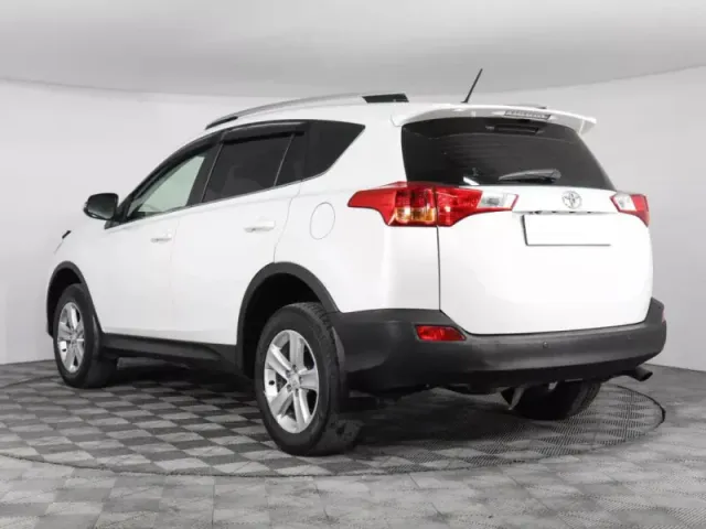 Toyota RAV4, IV (XA40) — фото 7