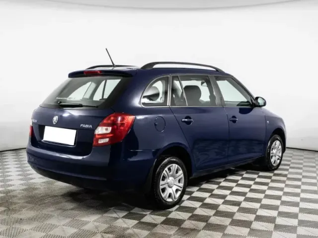 Skoda Fabia, II Рестайлинг — фото 5