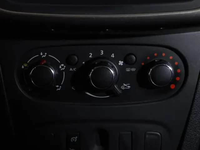 Renault Sandero, II — фото 10
