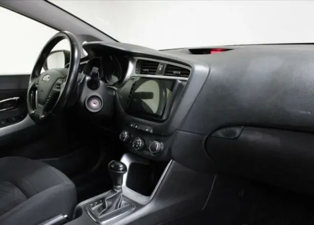 Kia Ceed, II Рестайлинг — фото 5