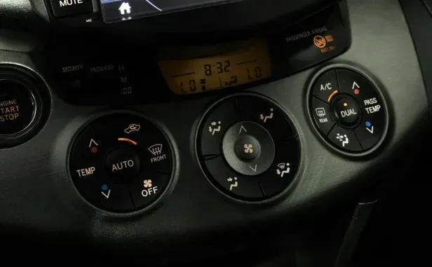 Toyota RAV4, III (XA30) Рестайлинг — фото 12