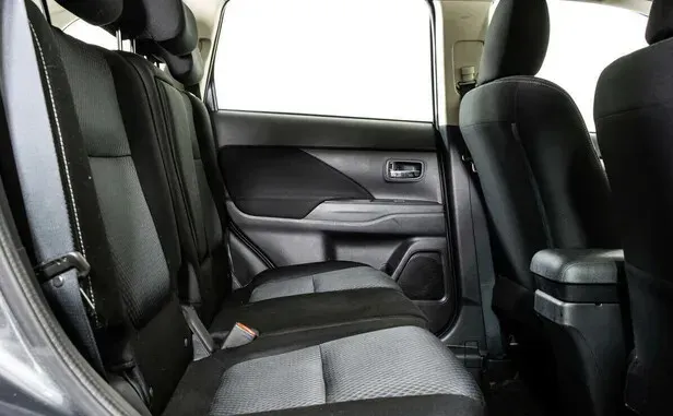 Mitsubishi Outlander, III Рестайлинг 2 — фото 19