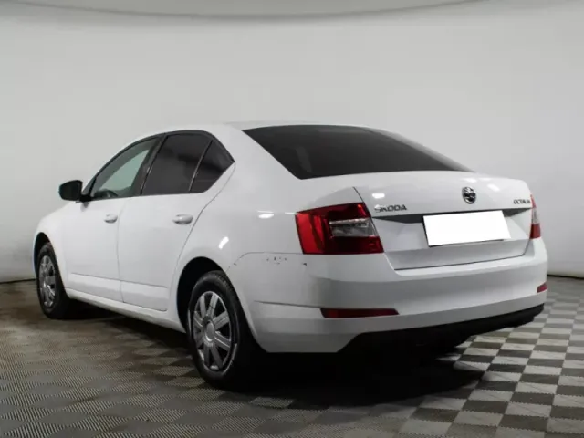 Skoda Octavia, III (A7) — фото 7