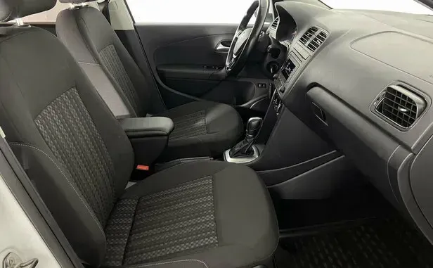 Volkswagen Polo, V Рестайлинг — фото 5