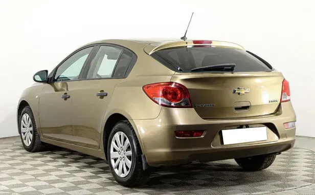 Chevrolet Cruze, I Рестайлинг — фото 4