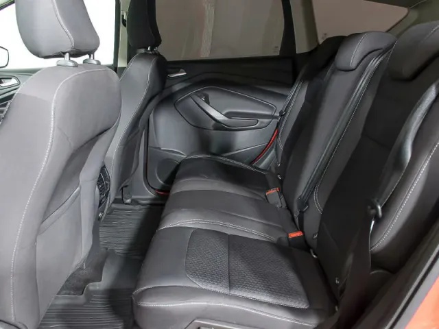 Ford Kuga, II Рестайлинг — фото 15
