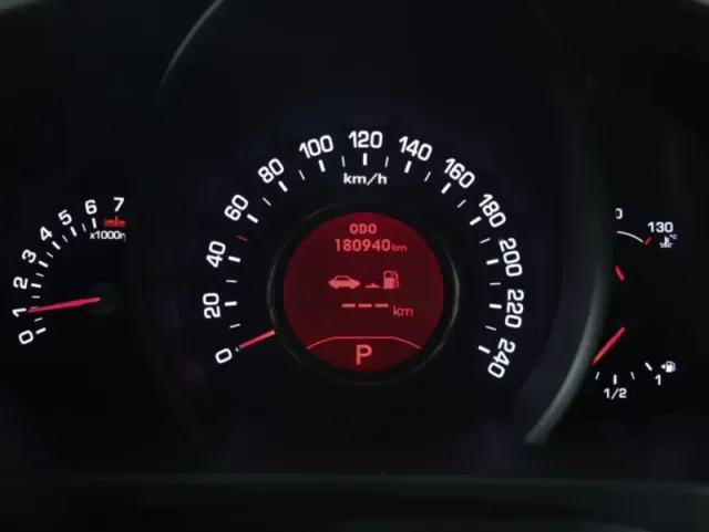 Kia Sportage, III — фото 10