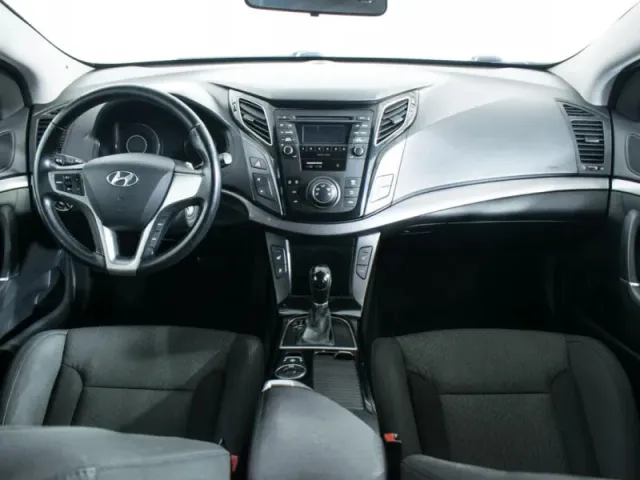 Hyundai i40, I — фото 12