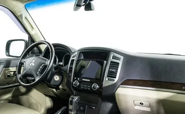 Mitsubishi Pajero, IV Рестайлинг 2 — фото 5