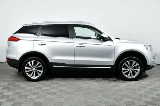 Geely Atlas, I — фото 4
