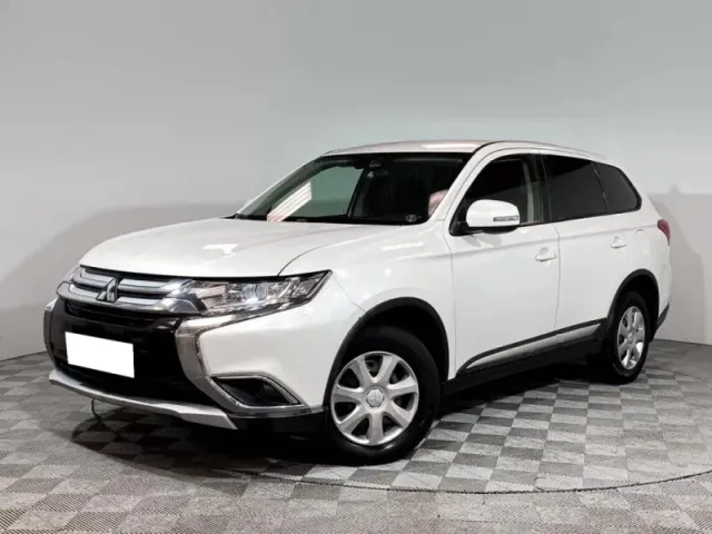 Mitsubishi Outlander, III Рестайлинг 2 — фото 1