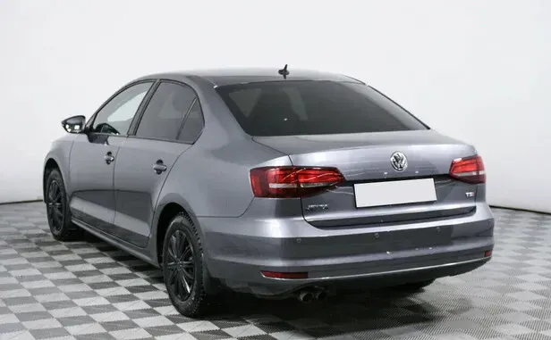 Volkswagen Jetta, VI Рестайлинг — фото 4