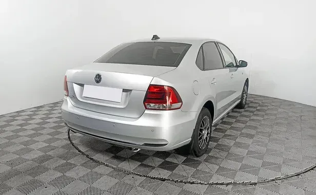 Volkswagen Polo, V Рестайлинг — фото 2