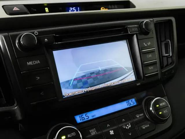 Toyota RAV4, IV (XA40) — фото 15