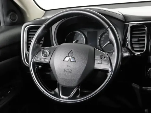 Mitsubishi Outlander, III Рестайлинг 2 — фото 13