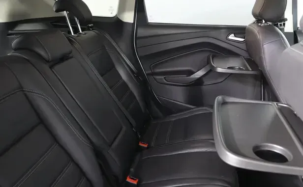 Ford Kuga, II Рестайлинг — фото 16