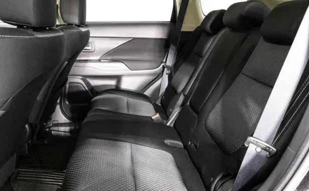 Mitsubishi Outlander, III Рестайлинг 3 — фото 7