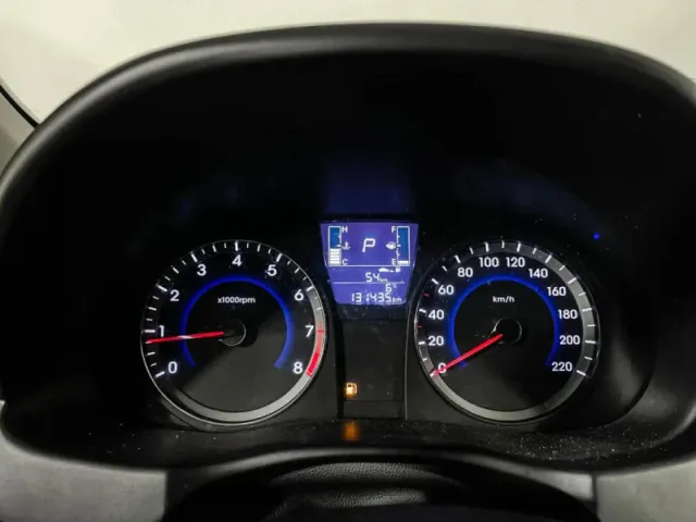 Hyundai Solaris, I Рестайлинг — фото 11