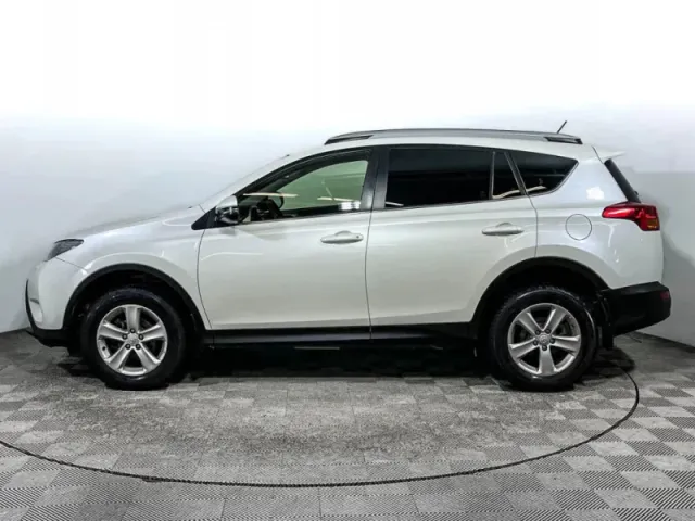 Toyota RAV4, IV (XA40) — фото 8