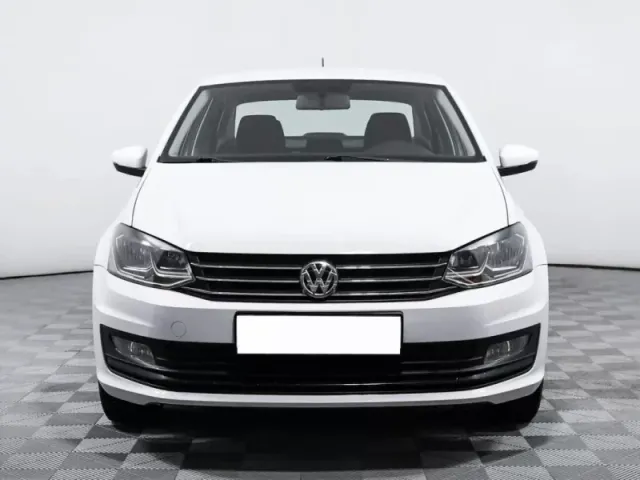 Volkswagen Polo, V Рестайлинг — фото 2