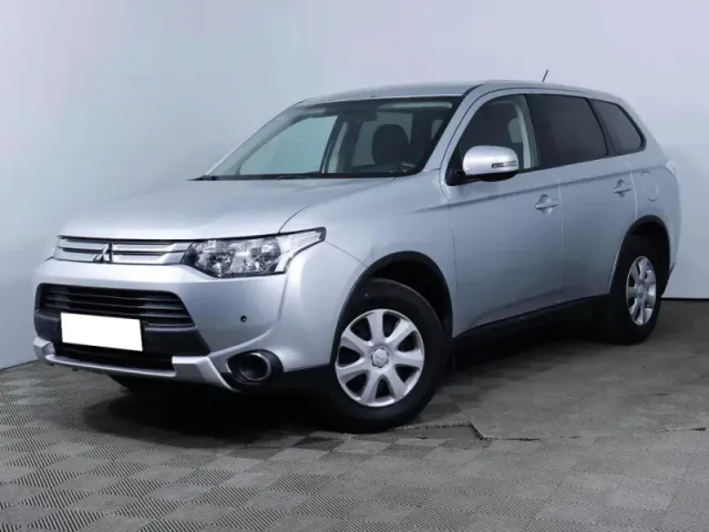 Mitsubishi Outlander, III Рестайлинг — фото 1