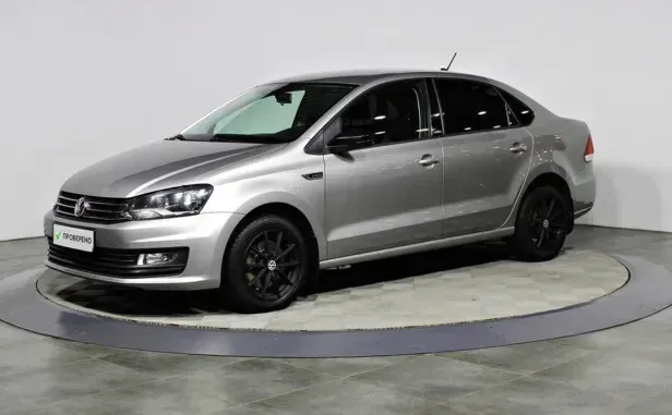 Volkswagen Polo, V Рестайлинг — фото 1