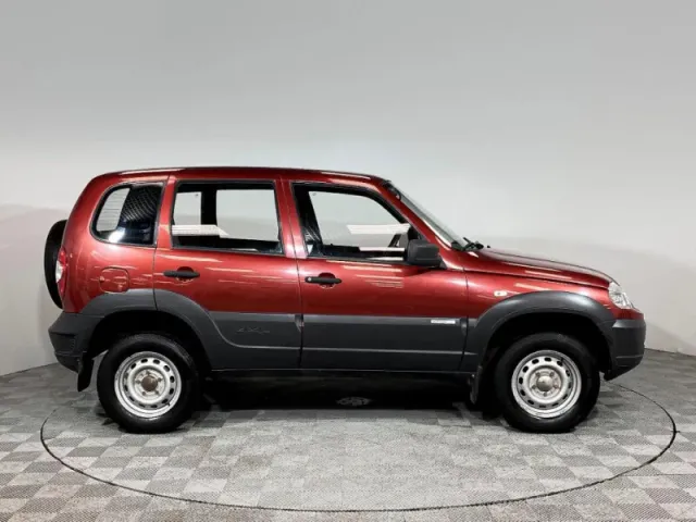 Chevrolet Niva — фото 4