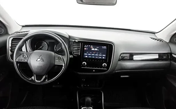 Mitsubishi Outlander, III Рестайлинг 3 — фото 5