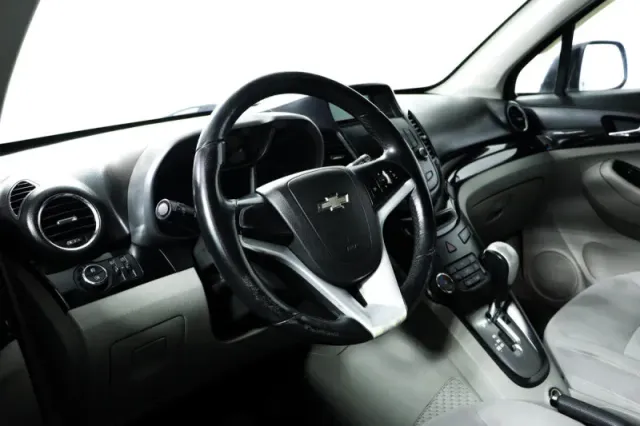 Chevrolet Orlando — фото 14