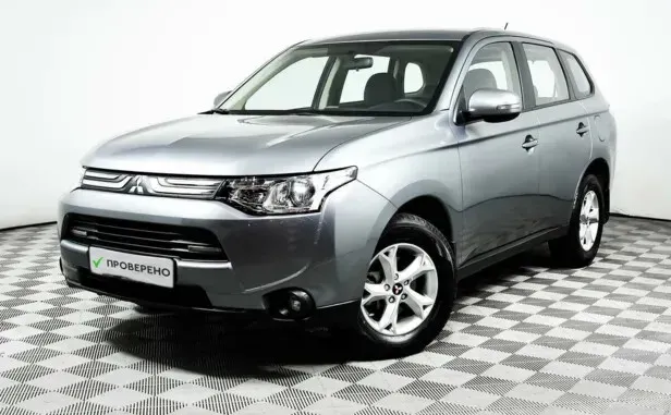 Mitsubishi Outlander, III — фото 1