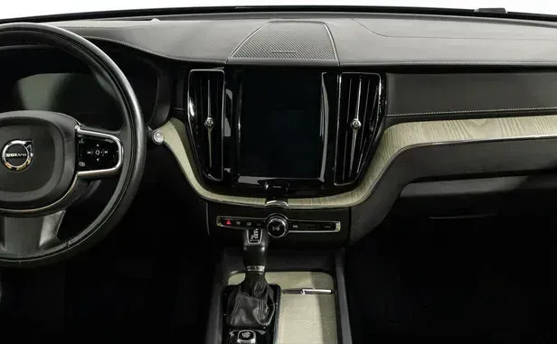 Volvo XC60, II — фото 12