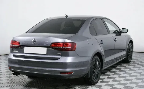 Volkswagen Jetta, VI Рестайлинг — фото 2