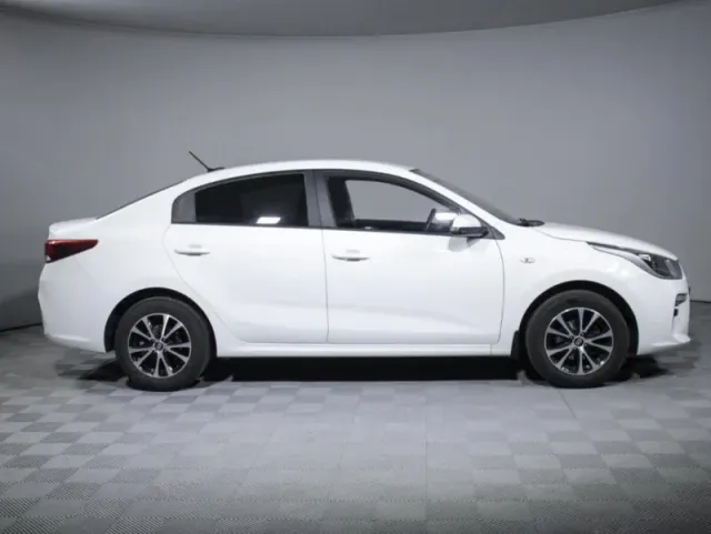Kia Rio, IV — фото 4