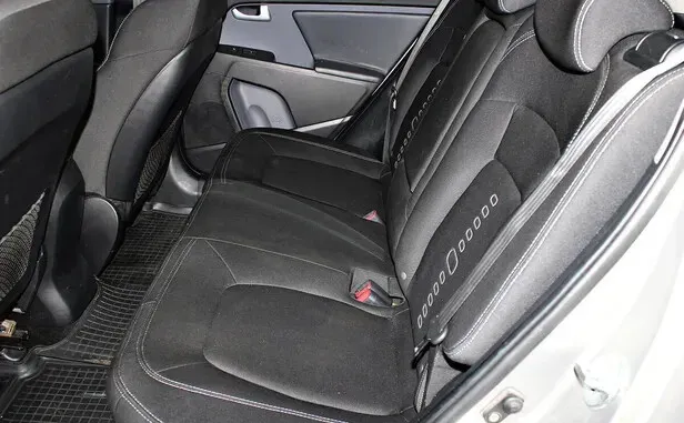 Kia Sportage, III — фото 26