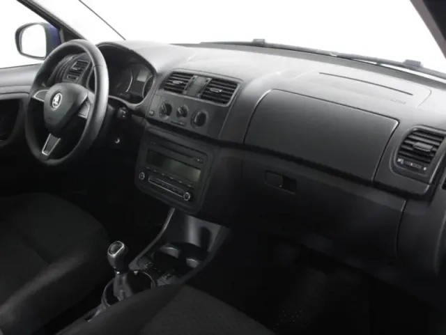 Skoda Fabia, II Рестайлинг — фото 10