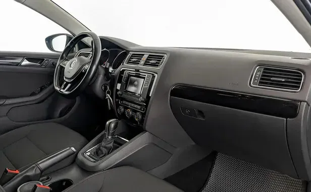 Volkswagen Jetta, VI Рестайлинг — фото 6