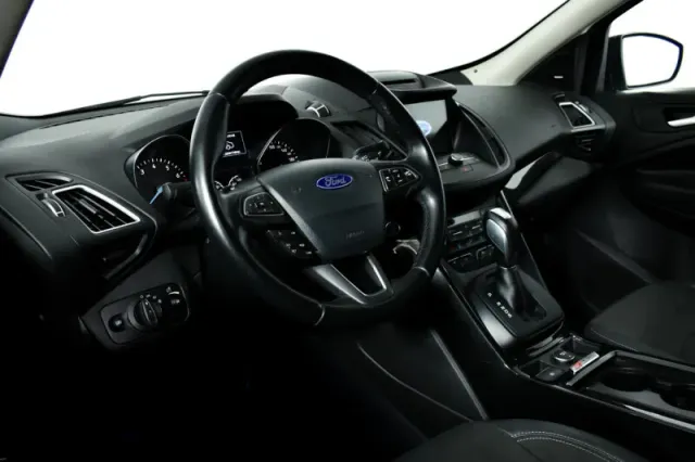 Ford Kuga, II Рестайлинг — фото 14