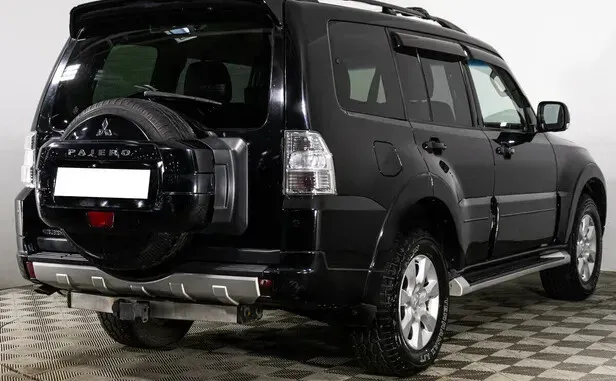 Mitsubishi Pajero, IV Рестайлинг 1 — фото 2