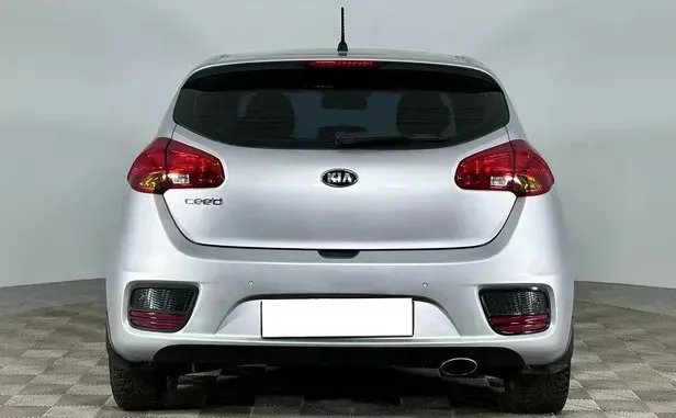 Kia Ceed, II Рестайлинг — фото 4
