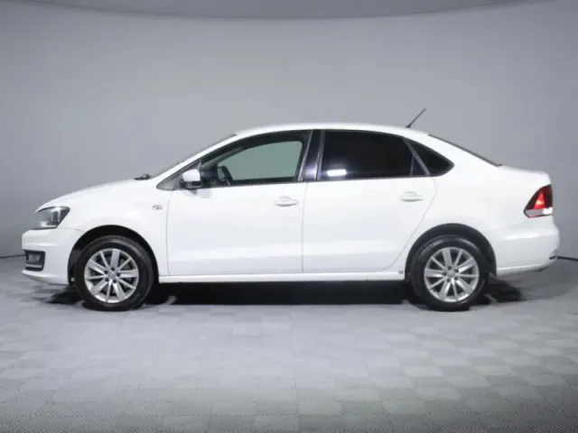 Volkswagen Polo, V Рестайлинг — фото 8