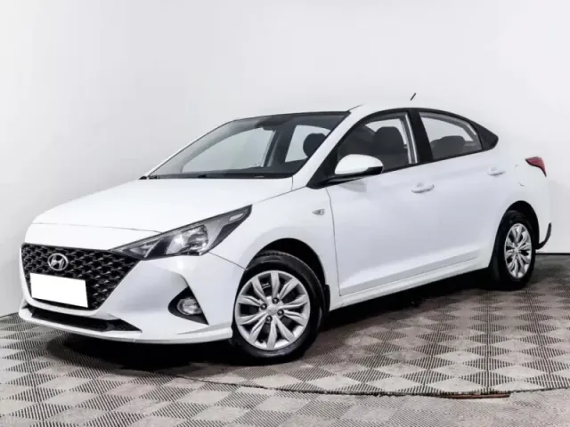Hyundai Solaris, II Рестайлинг — фото 1