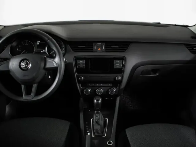 Skoda Octavia, III (A7) — фото 11