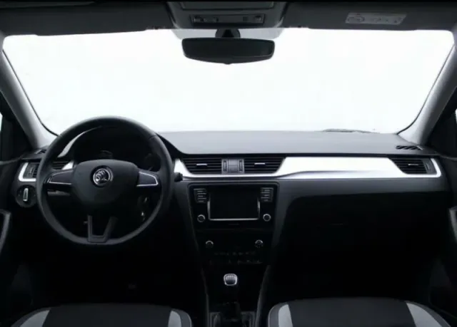 Skoda Rapid, I Рестайлинг — фото 4